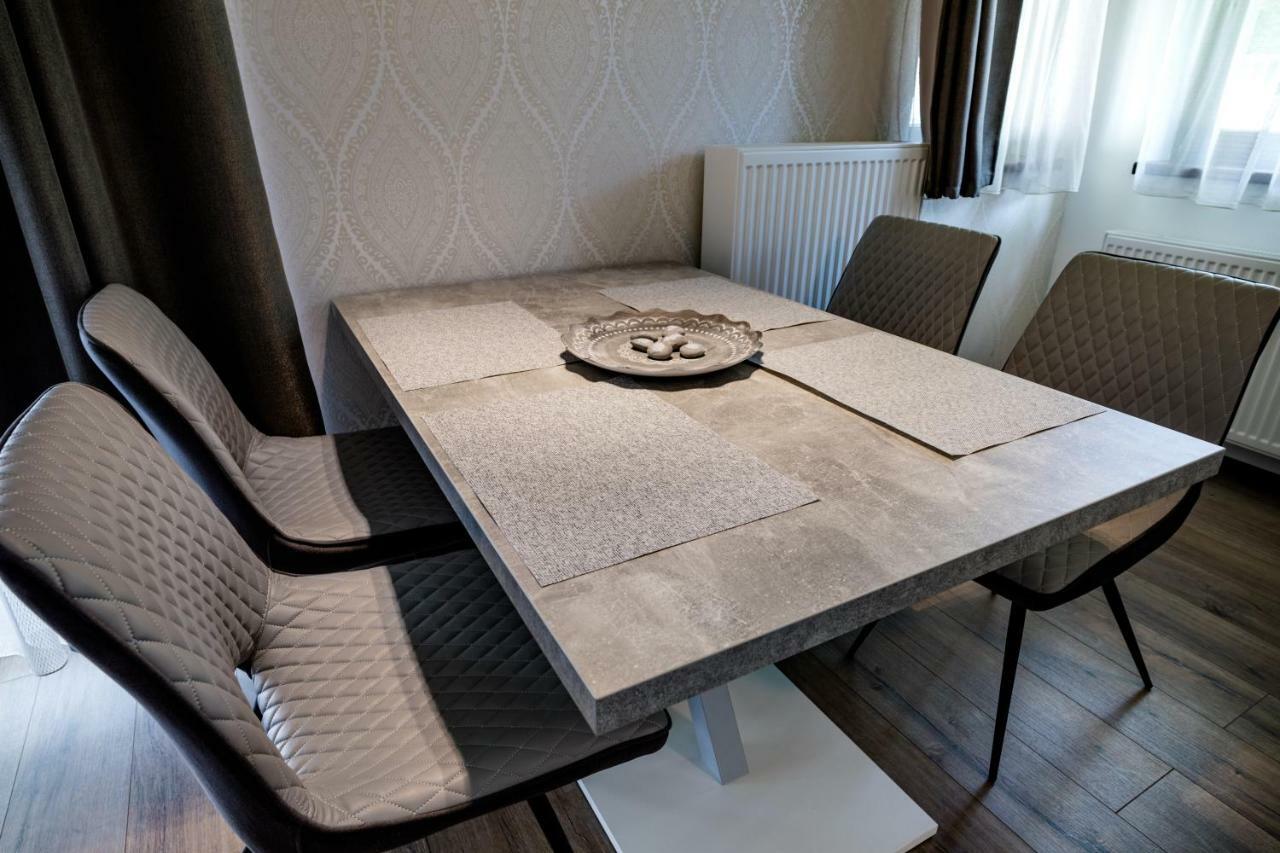 Liszt Ferenc Apartments แก็ชแกเมต ภายนอก รูปภาพ