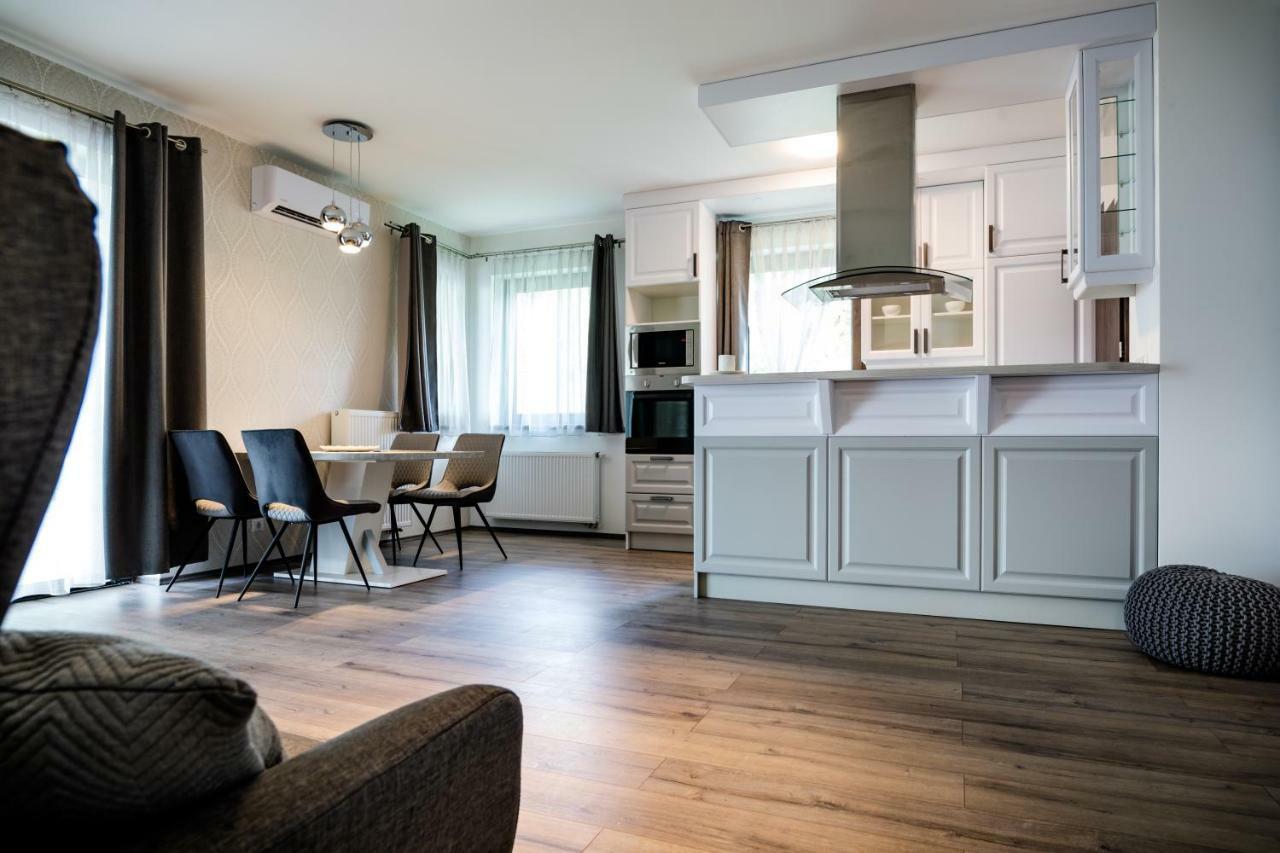 Liszt Ferenc Apartments แก็ชแกเมต ภายนอก รูปภาพ